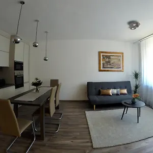 Apartman Heroes', Budapest