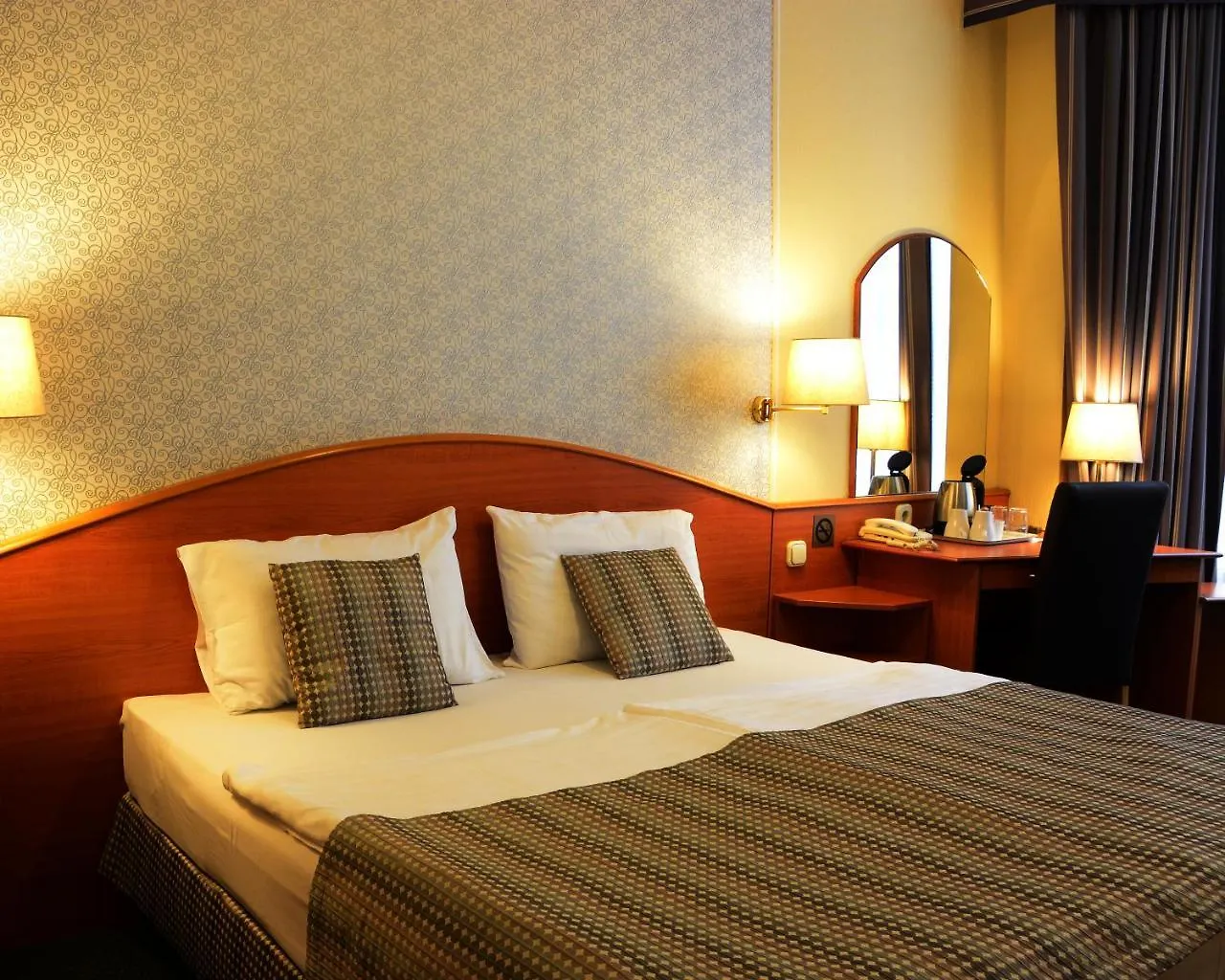 Hotel Orion Varkert Budapeşte 3*,